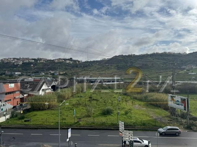 Terreno alugar em Póvoa de Santo Adrião e Olival Basto, Odivelas