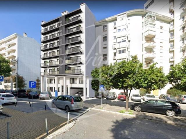 Terreno venda em Lisboa
