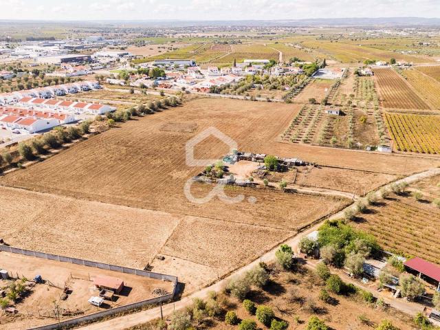 Terreno venda em Reguengos De Monsaraz, Évora