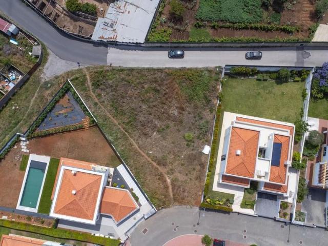 Terreno venda em Ribeira Acima, Oeiras