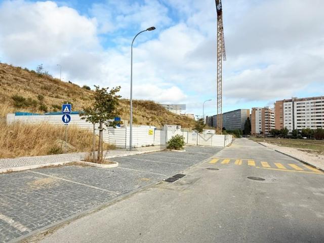 Terreno venda em Santa Clara, Lisboa