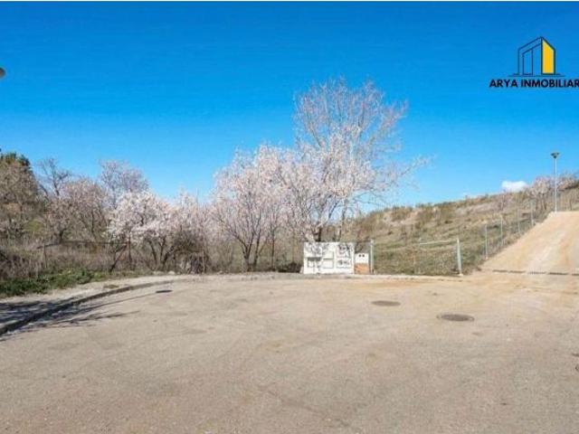 Local Comercial en venta en Camarma De Esteruelas, Madrid