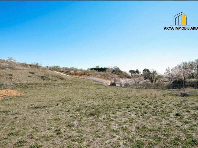 Terreno en venta en Camarma De Esteruelas, Madrid
