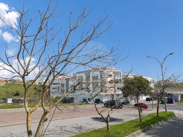 Terreno venda em Amadora, Lisboa