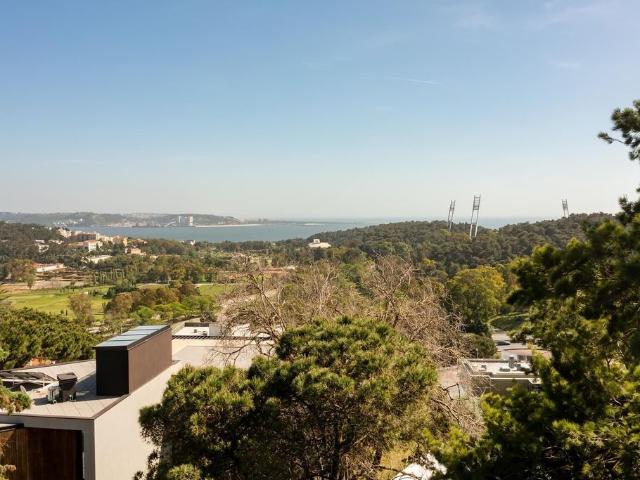 Terreno venda em Linda-a-Pastora, Oeiras