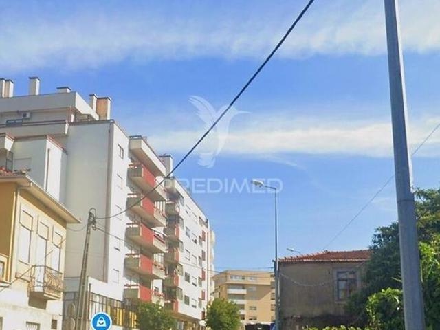Terreno venda em Maia, Porto