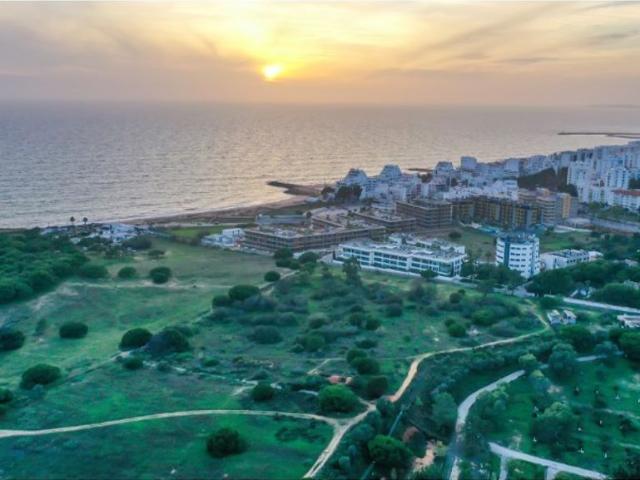 Terreno venda em Quarteira, Loulé