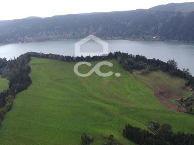 Terreno venda em Açores, Furnas