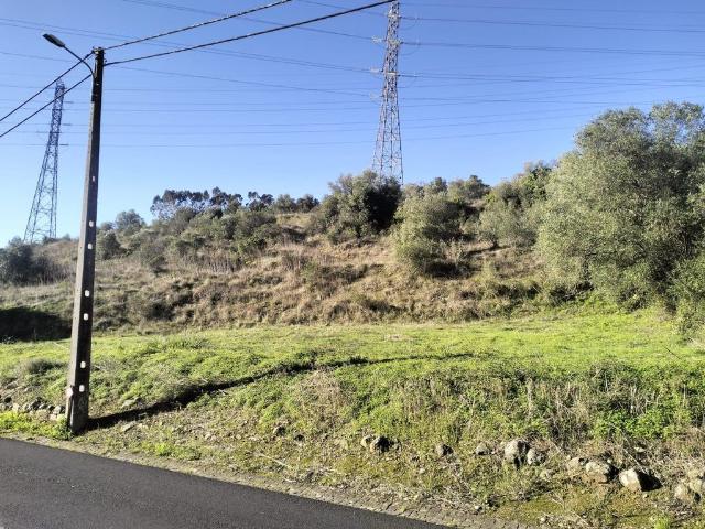 Terreno venda em Santiago Dos Velhos, Lisboa
