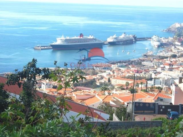 Terreno venda em Zona Velha, Funchal