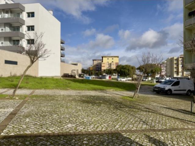 Terreno venda em Santiago Dos Velhos, Lisboa