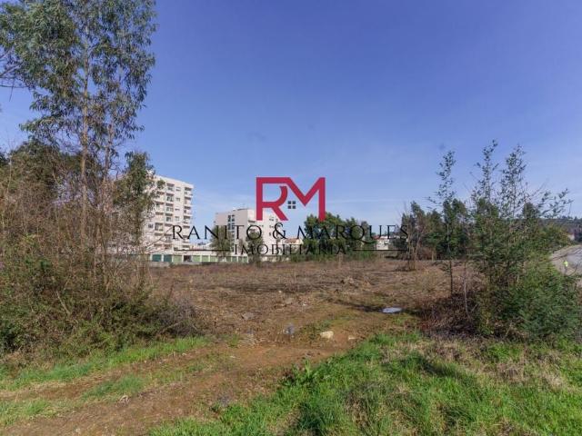 Terreno venda em Valongo, Porto