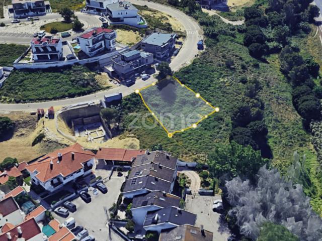 Terreno venda em Funchalinho, Almada