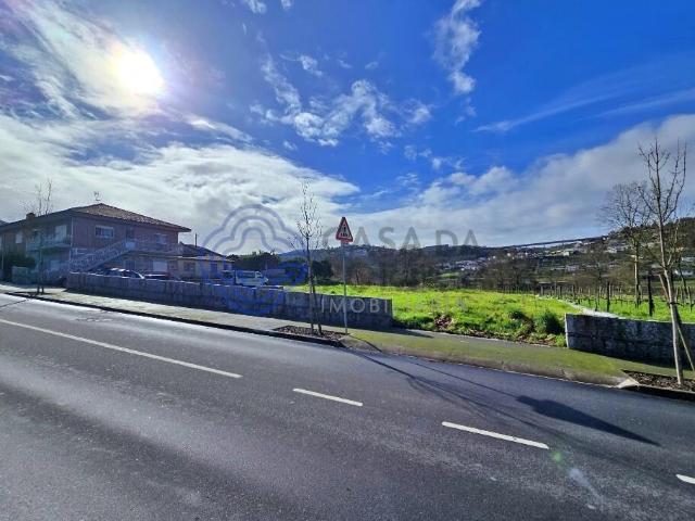 Terreno venda em Atães e Rendufe, Guimarães