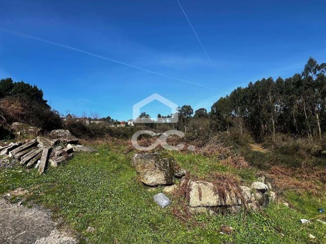 Terreno venda em Meixomil, Porto