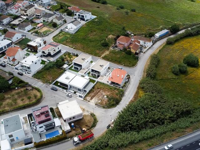 Terreno venda em Almada, Setúbal