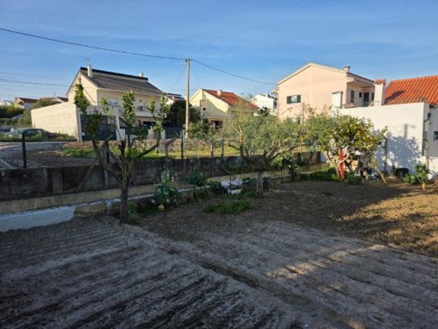 Terreno venda em Santiago Dos Velhos, Lisboa