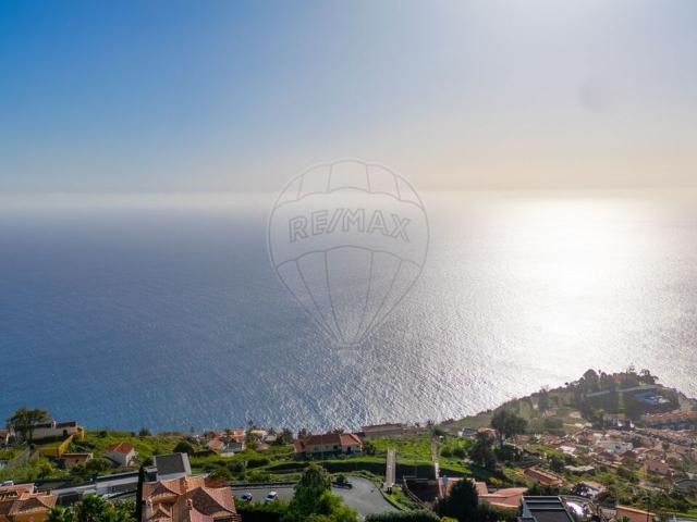 Terreno venda em Pinheira, Funchal
