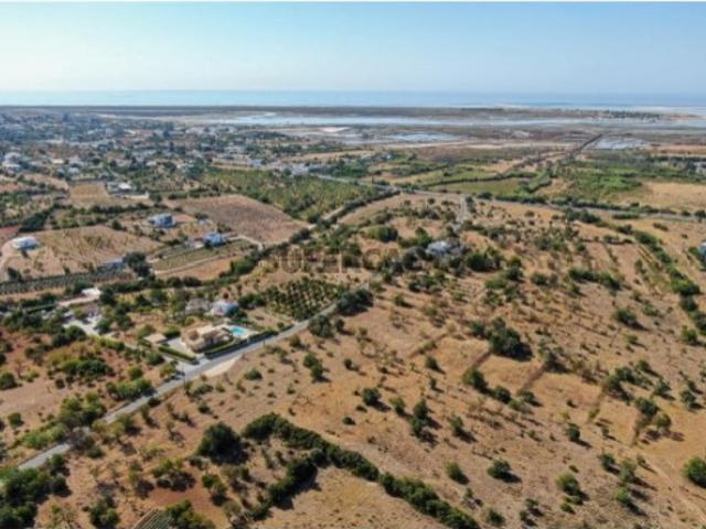 Terreno venda em Quatrim, Olhão