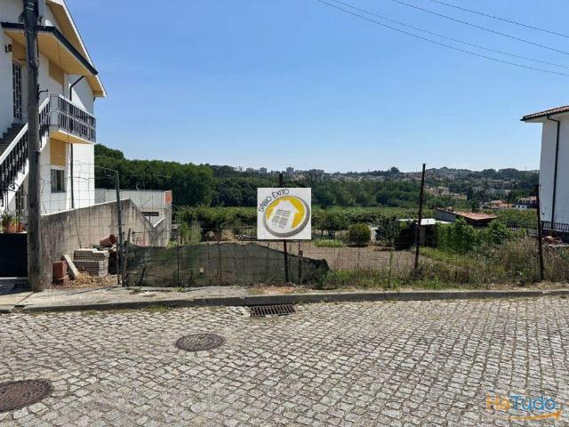 Terreno venda em Maia, Porto