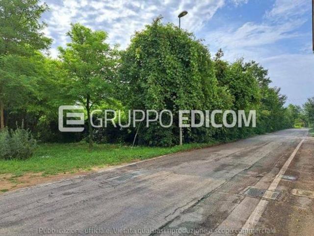 Terreno in vendita a Pordenone, Friuli-Venezia Giulia