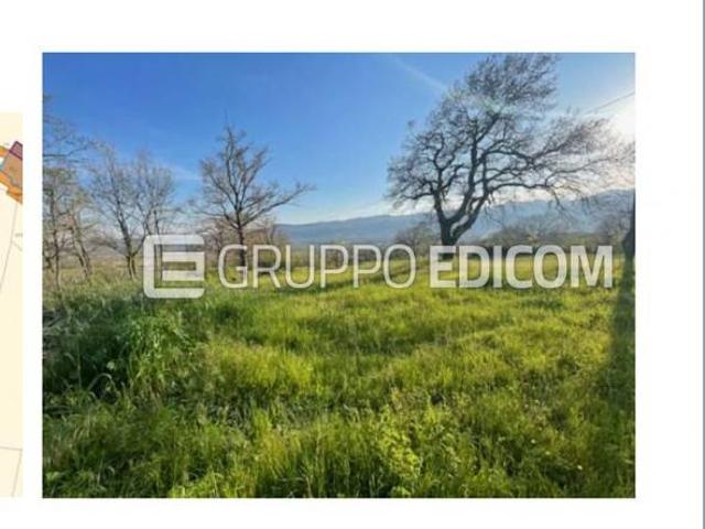 Terreno in vendita a Morcone, Campania