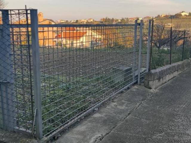 Terreno in vendita a Monteodorisio, Abruzzo