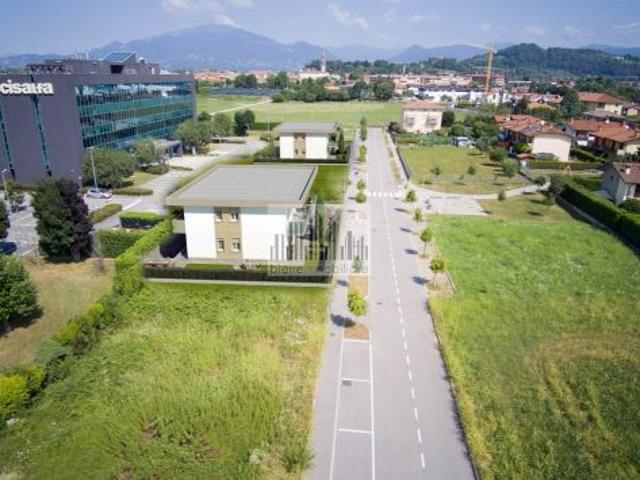 Terreno in vendita a Curno, Lombardia