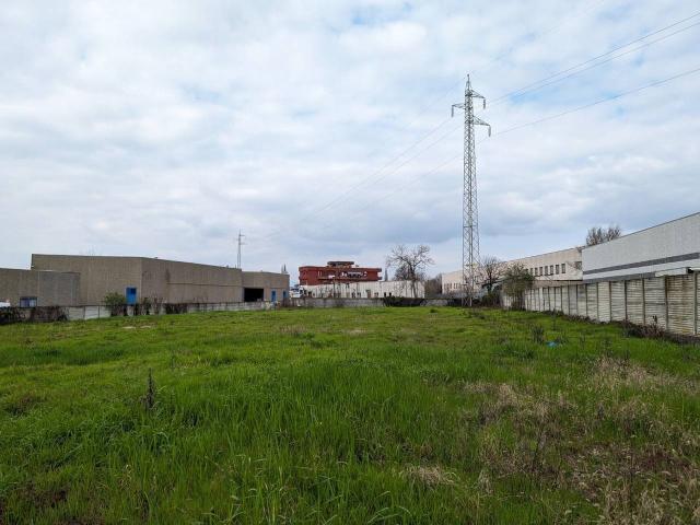 Terreno in vendita a San Donato, Monza