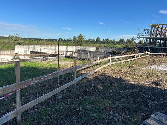 Terreno in vendita a Zevio, Veneto
