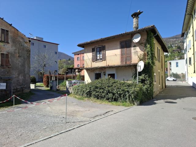 Immobilie kaufen in Magliaso, Tessin