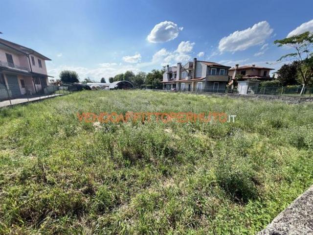 Terreno in vendita a Lurano, Lombardia