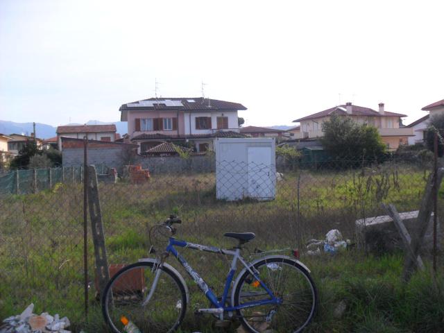 Terreno in affitto a Camaiore, Toscana