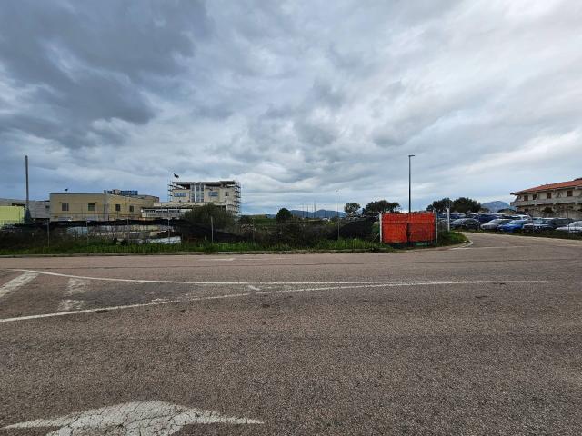 Terreno in affitto a Poltu Qualtu, San Pantaleo