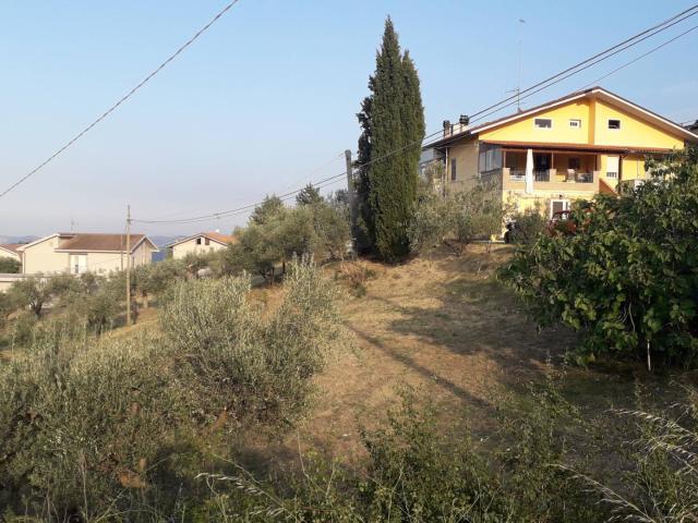 Terreno in vendita a Alanno, Abruzzo
