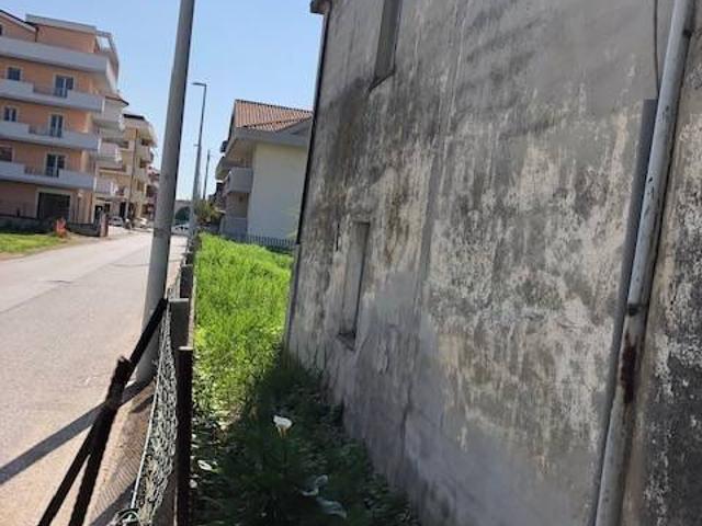 Terreno in vendita a Unione dei Comuni della Val Vibrata, Alba Adriatica
