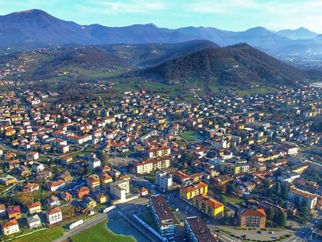 Terreno in vendita a Albano Sant'alessandro, Lombardia