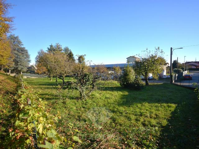Terreno in vendita a Albizzate, Lombardia