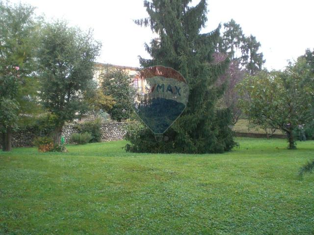 Terreno in vendita a Almenno San Bartolomeo, Lombardia