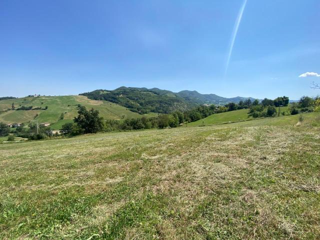 Terreno in vendita a Alta Val Tidone, Nibbiano