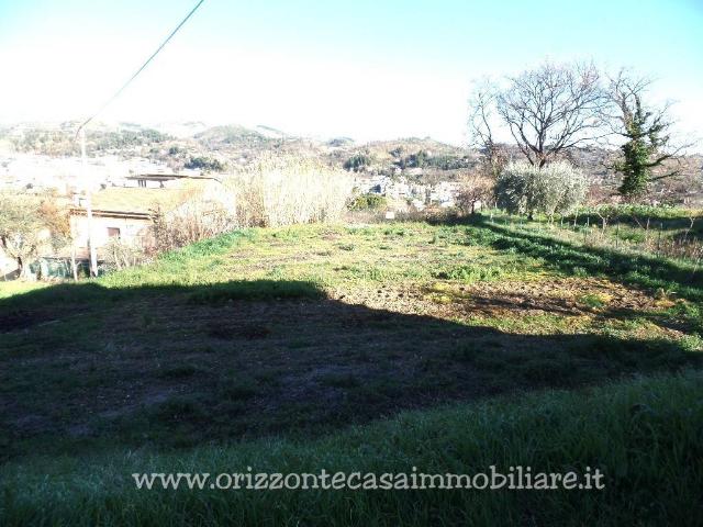 Terreno in vendita a Santi Filippo e Giacomo, Marche