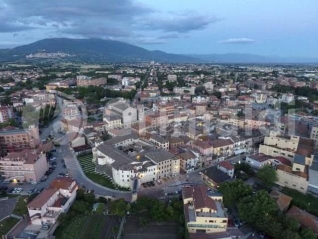 Terreno in vendita a Santa Lucia, Bastia Umbra