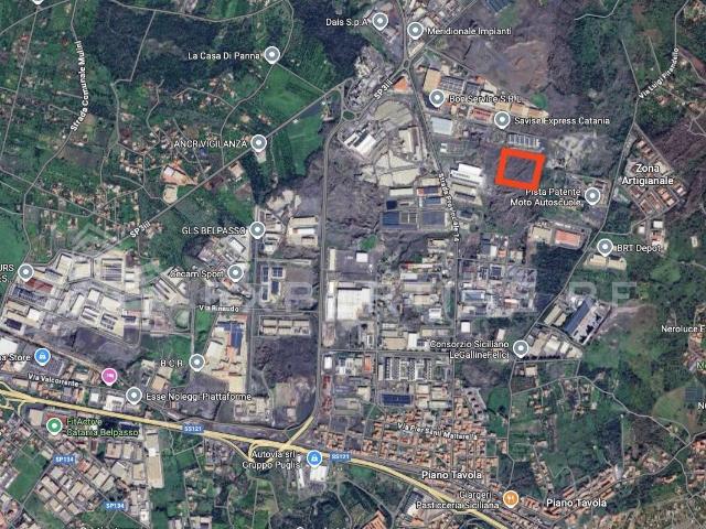 Terreno in vendita a Belpasso, Sicilia