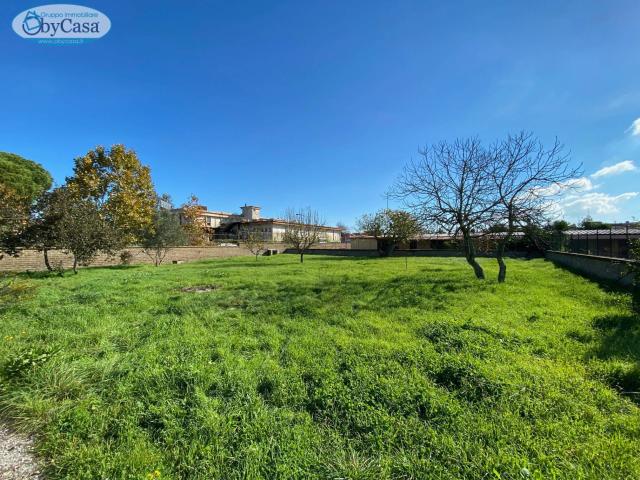 Terreno in vendita a Roma Capitale, Lazio