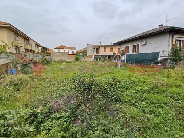 Terreno in vendita a Buscate, Lombardia
