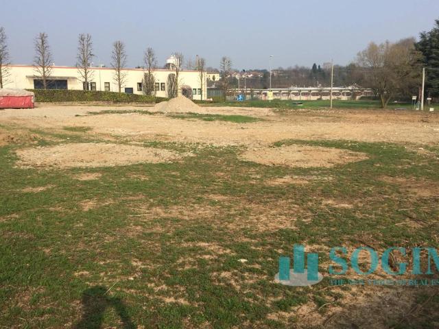 Terreno in vendita a Cantù, Lombardia