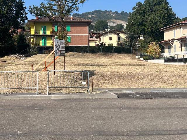 Terreno in vendita a Tresinaro - Secchia, Re