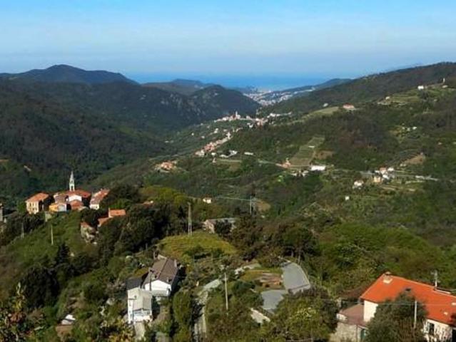 Monolocale in vendita a Castiglione Chiavarese, Liguria