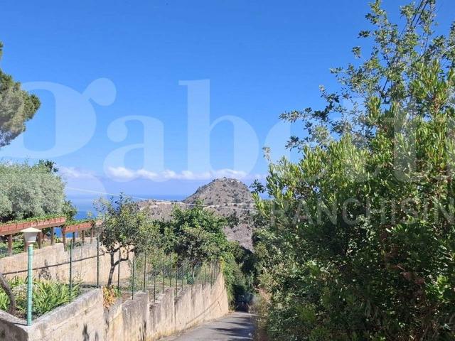Terreno in vendita a Cefalù, Sicilia
