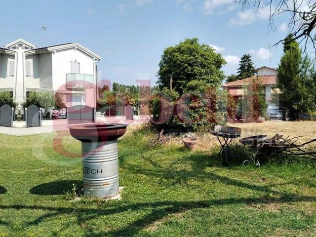 Terreno in vendita a Unione Alto Ferrarese, Cento
